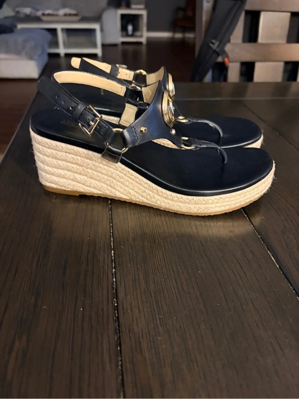 Michael Kors Black and Gold Kids Thong Sandals with MK Emblem
